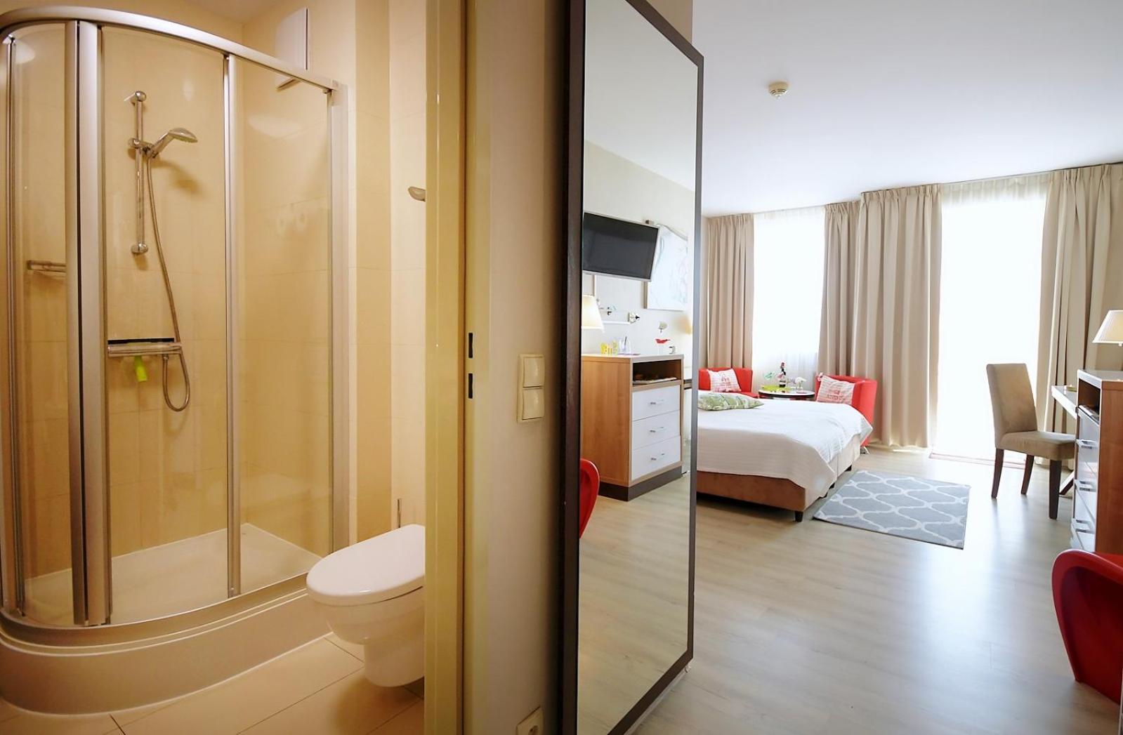Diwa Hotel: Private In Area With Ac And Parking Apartment