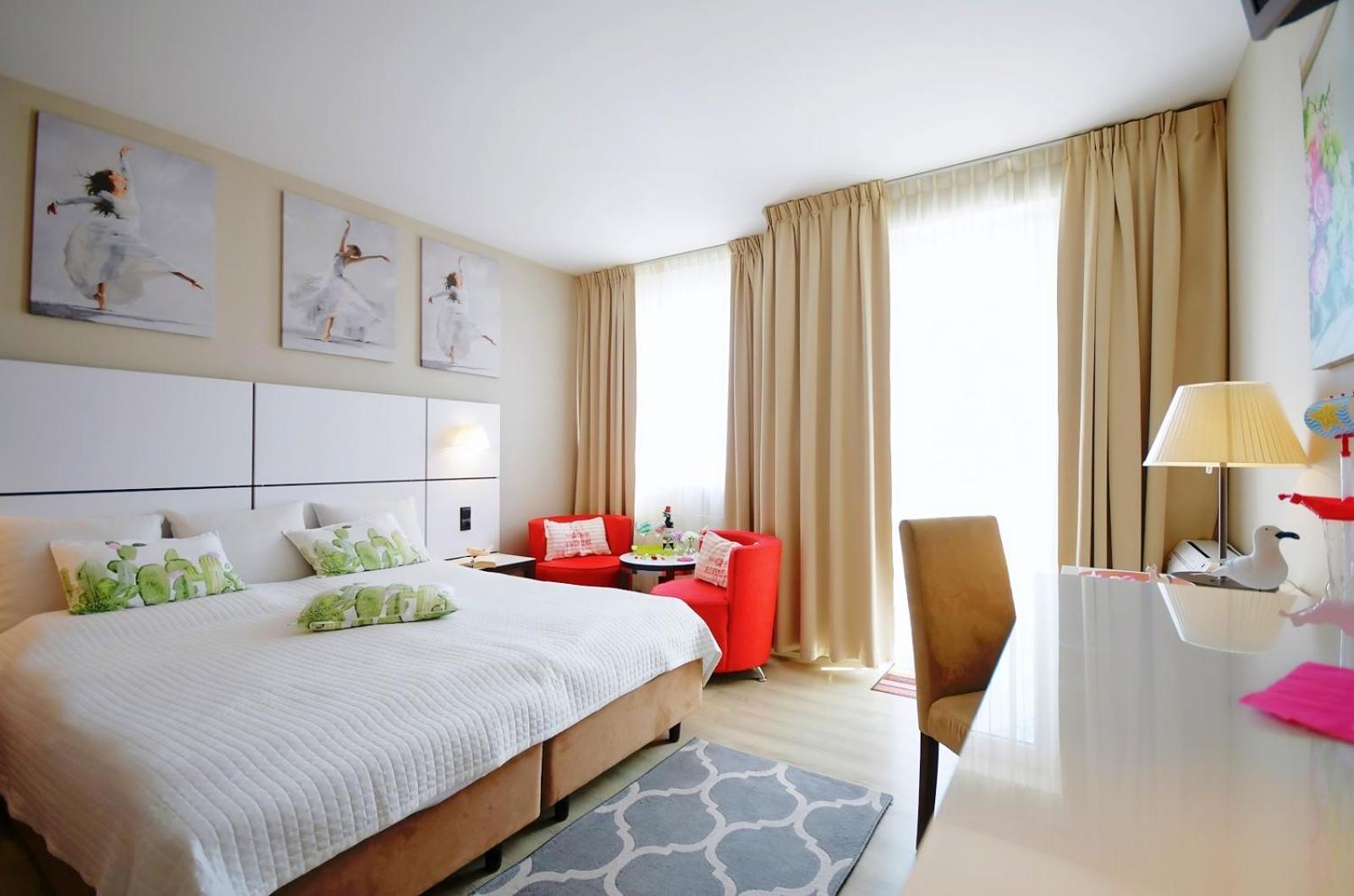 Diwa Hotel: Private In Area With Ac And Parking *